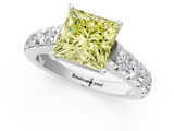 White gold Fancy Yellow Princess  Cut Diamond Pavé Band Solitaire with Four-Prong Setting_4