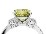 White gold Fancy Yellow Princess  Cut Three-Stone Diamond Pavé Band with Prong Setting_4