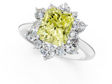 White gold Fancy Yellow Radiant  Diamond Cluster Halo Ring with Solitaire Band and Four-Prong Setting_21