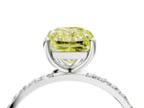 White gold Fancy Yellow Radiant  Diamond Pavé Band with Six-Prong Setting_54