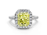 White gold Fancy Yellow Radiant  Halo Pavé Diamond Engagement Ring with Four-Prong Setting_3