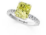 White gold Fancy Yellow Radiant  Solitaire Pavé Band with Four-Prong Setting_156