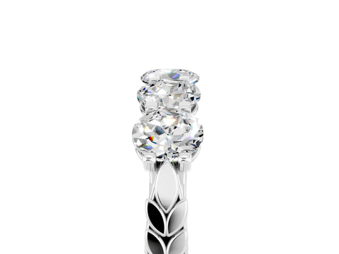 White gold Five-Stone Round Moissanite Prong-Set Band_23
