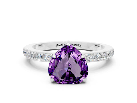 White gold Heart Cut Amethyst Pavé Engagement Ring with Round  Accents and Prong Setting_24