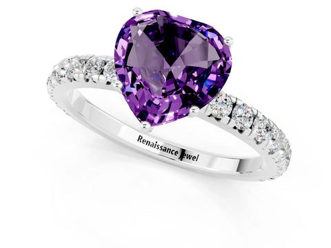 White gold Heart Cut Amethyst Pavé Solitaire Engagement Ring with Four-Prong Setting_13