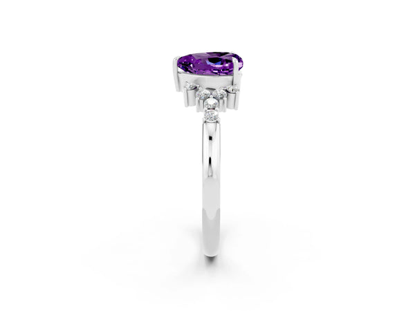 White gold Heart Cut Amethyst Ring with Side Stones and Four-Prong Setting