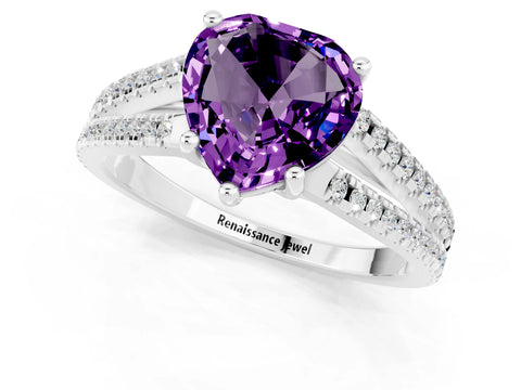 White gold Heart Cut Amethyst Solitaire Engagement Ring with Split Shank Pavé Band_1