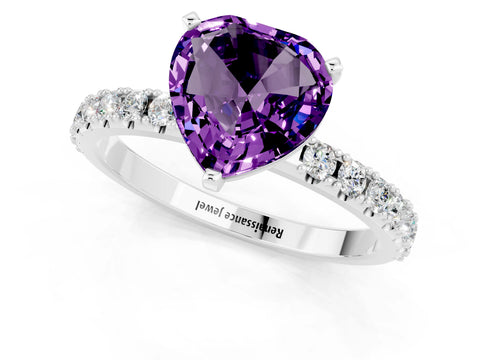 White gold Heart Cut Amethyst Solitaire Pavé Band with Four-Prong Setting_1
