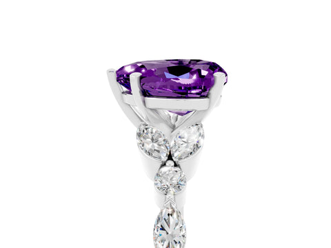 White gold Heart Cut Amethyst Solitaire Ring with Side Stones and Four-Prong Setting_47