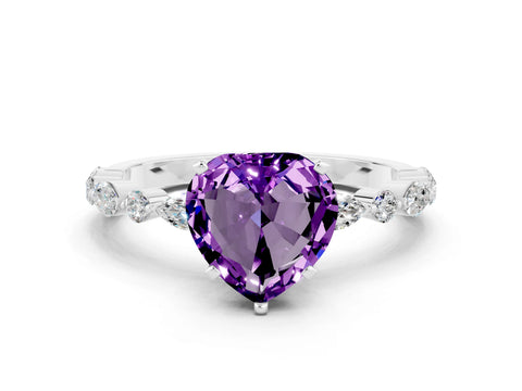 White gold Heart Cut Amethyst Solitaire with Side Stones on a Pavé Band and Four-Prong Setting