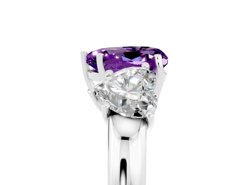 White gold Heart Cut Amethyst Three-Stone Ring with Four-Prong Setting and Classic Band_5