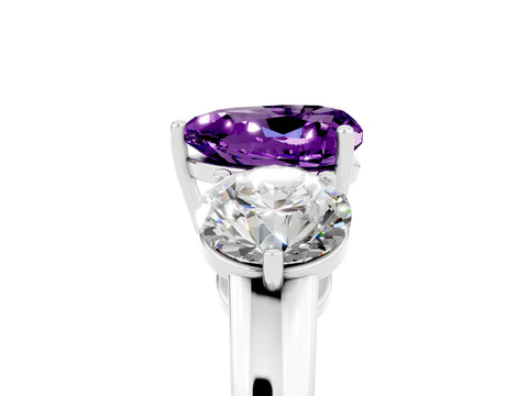 White gold Heart Cut Amethyst Three-Stone Ring with Prong Setting and Classic Band_5
