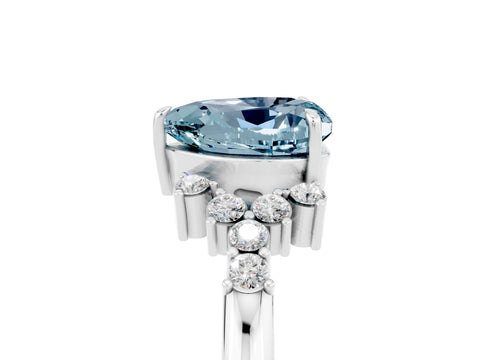 White gold Heart Cut Aquamarine Ring with Side Stones and Four-Prong Setting_41