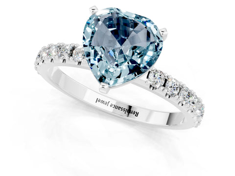 White gold Heart Cut Aquamarine Solitaire Pavé Band with Four-Prong Setting_1