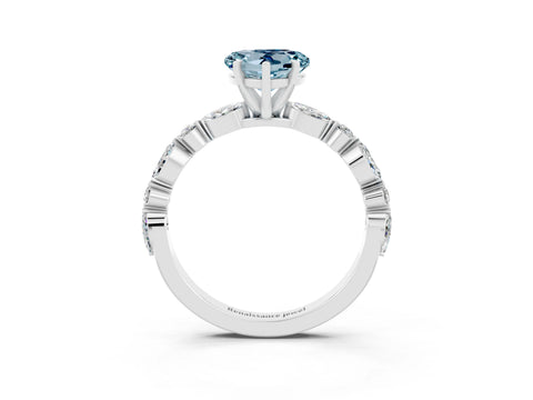 White gold Heart Cut Aquamarine Solitaire with Side Stones on a Pavé Band and Four-Prong Setting_3