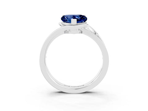 White gold Heart Cut Blue Sapphire Solitaire Ring with Split Shank and Prong Setting_3