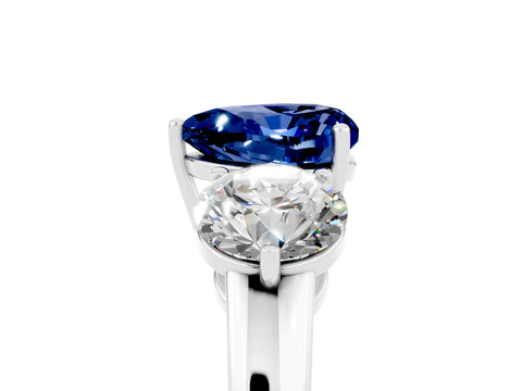 White gold Heart Cut Blue Sapphire Three-Stone Ring with Prong Setting and Classic Band_5