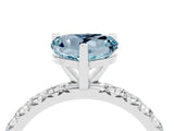 White gold Heart Cut Cut Diamond Pavé Band with Four-Prong Setting_4