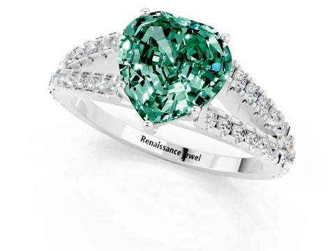White gold Heart Cut Cut Split Shank Pave Diamond Engagement Ring with Four-Prong Setting_1
