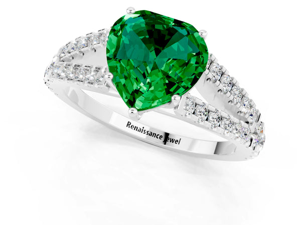 White gold Heart Cut Emerald Split Shank Engagement Ring with Round Pavé and Prong Setting