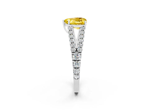 White gold Heart Cut Cut Split Shank Pave Diamond Engagement Ring with Four-Prong Setting_2