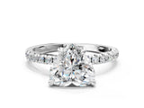 White gold Heart Cut Diamond Brilliant Solitaire Ring with Pavé Band and Four-Prong Setting_280
