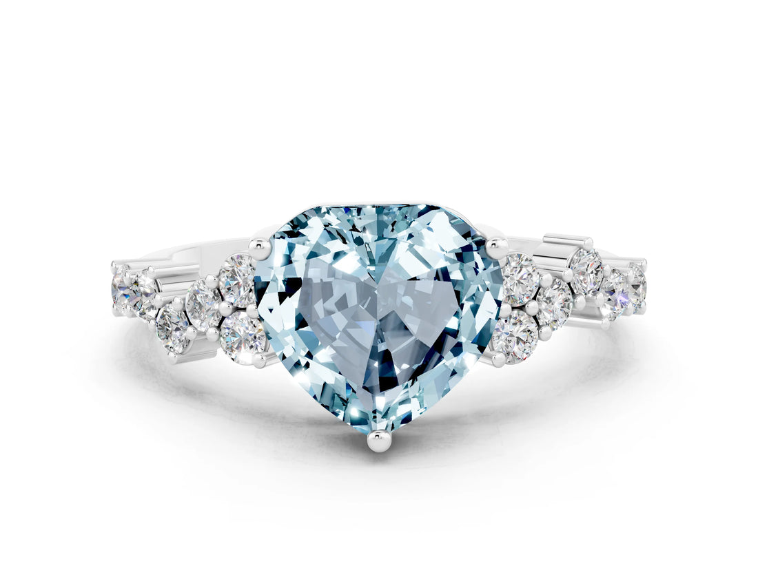 White gold Heart Cut Diamond Cluster Pavé Band with Four-Prong Setting