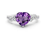 White gold Heart Cut Diamond Cluster Pavé Band with Four-Prong Setting