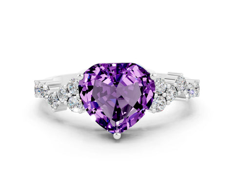 White gold Heart Cut Diamond Cluster Pavé Band with Four-Prong Setting