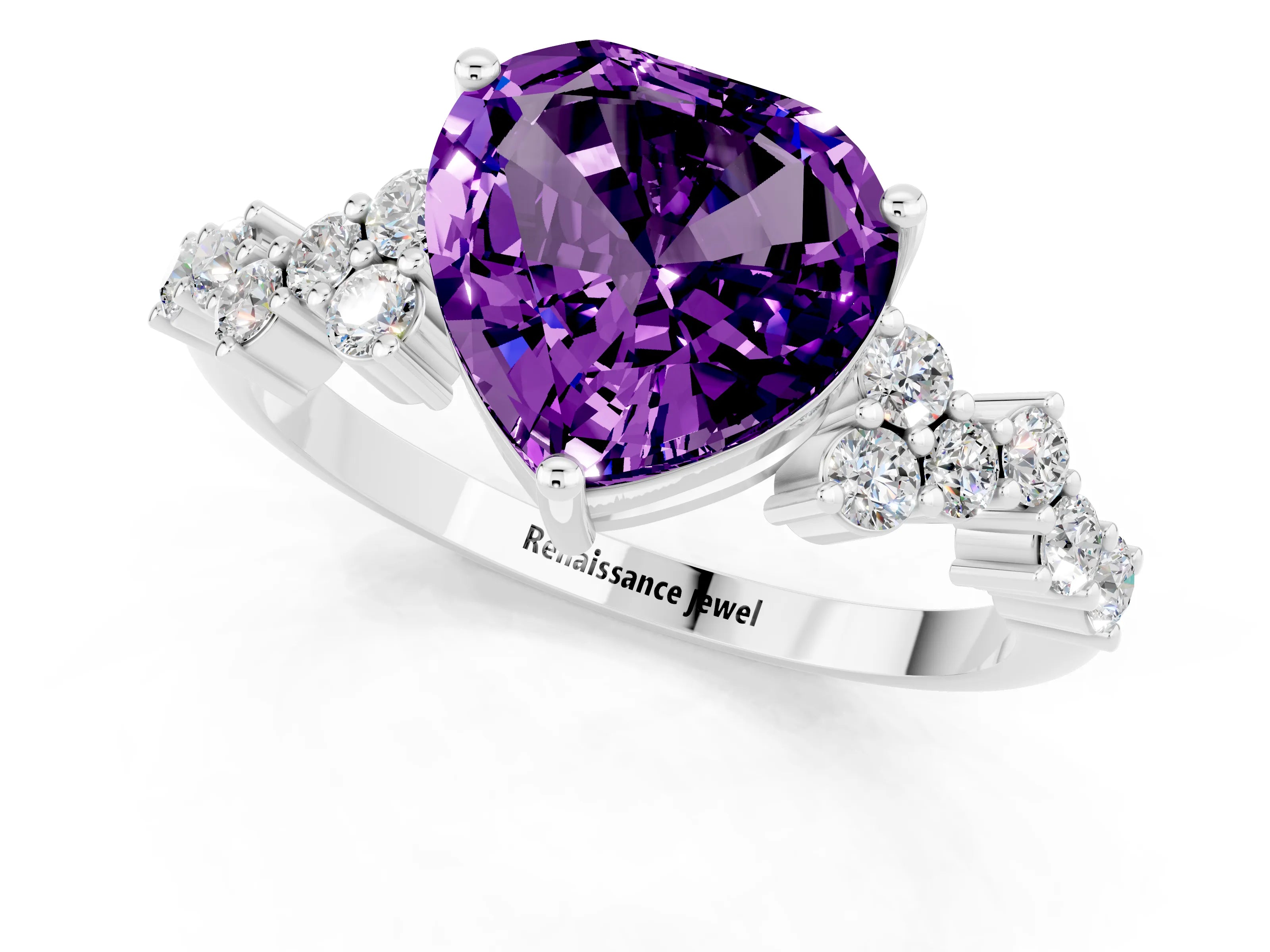 White gold Heart Cut Diamond Cluster Pavé Band with Four-Prong Setting_1