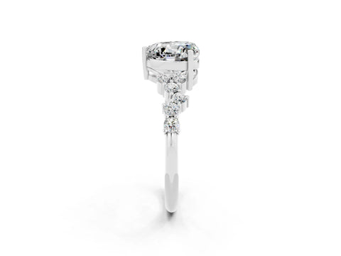 White gold Heart Cut Diamond Cluster Pavé Band with Four-Prong Setting_2