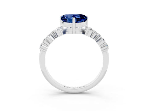 White gold Heart Cut Diamond Cluster Pavé Band with Four-Prong Setting_3