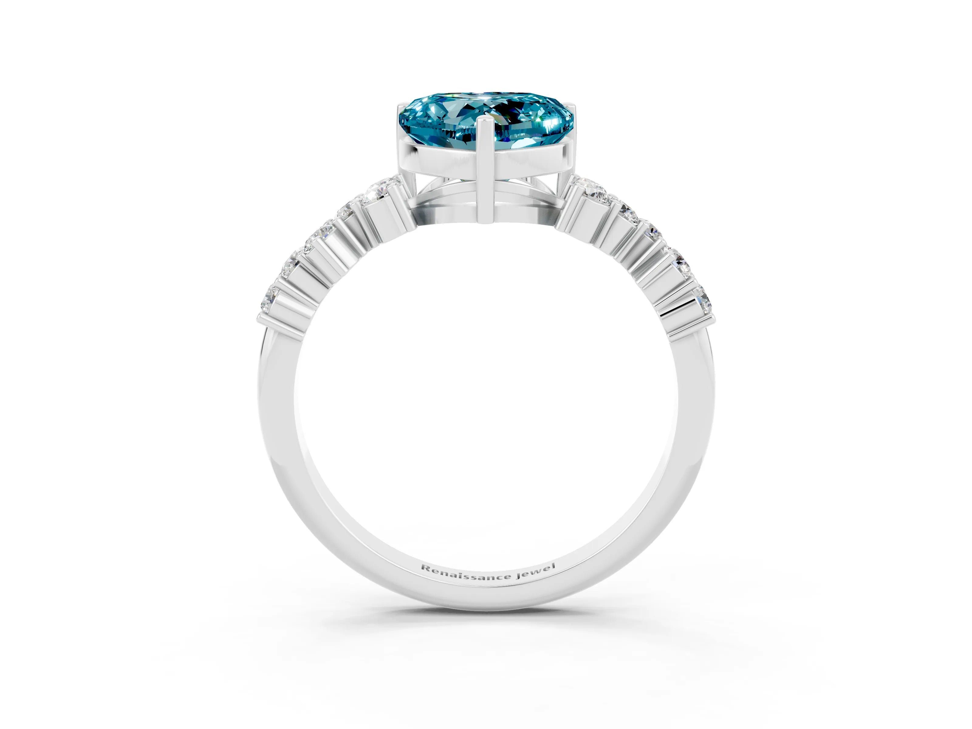 White gold Heart Cut Diamond Cluster Pavé Band with Four-Prong Setting_3