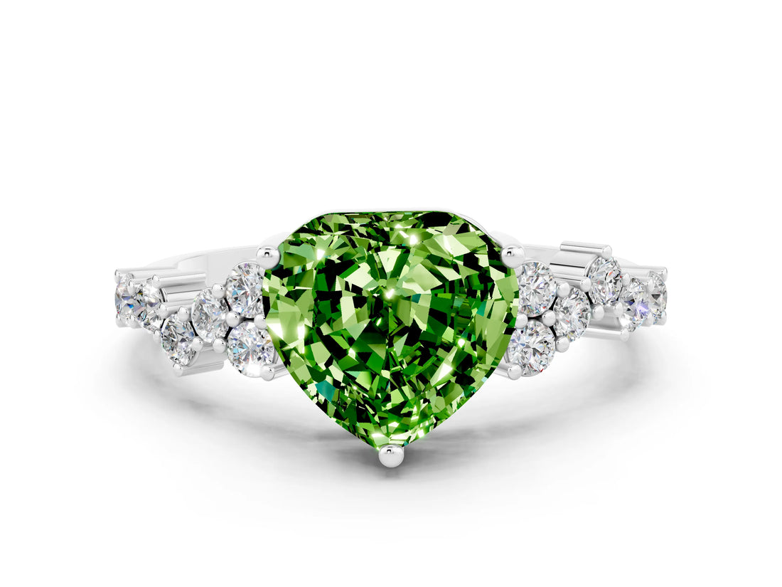 White gold Heart Cut Diamond Cluster Pavé Band with Four-Prong Setting