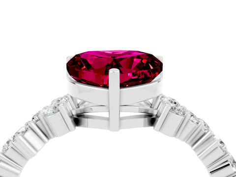 White gold Heart Cut Diamond Cluster Pavé Band with Four-Prong Setting_4