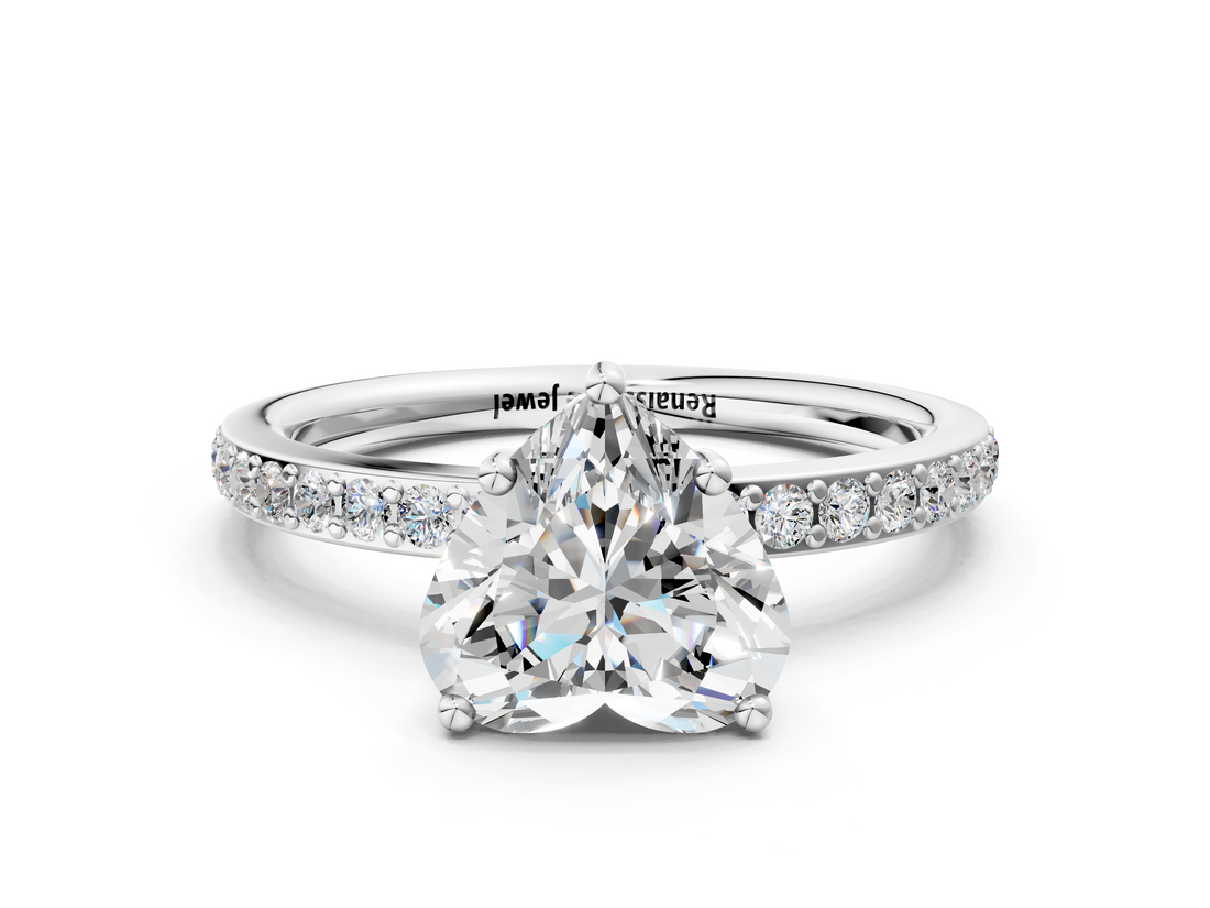 White gold Heart Cut Diamond Pavé Band Ring with Four-Prong Setting_55