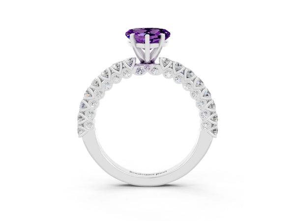 White gold Heart Cut Amethyst Solitaire Ring with Round Accent Pavé Band and Prong Setting