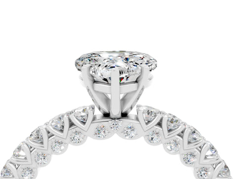 White gold Heart Cut Diamond Pavé Band Solitaire Ring with Prong Setting_4
