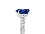 White gold Heart Cut Diamond Pavé Band Solitaire Ring with Prong Setting_5