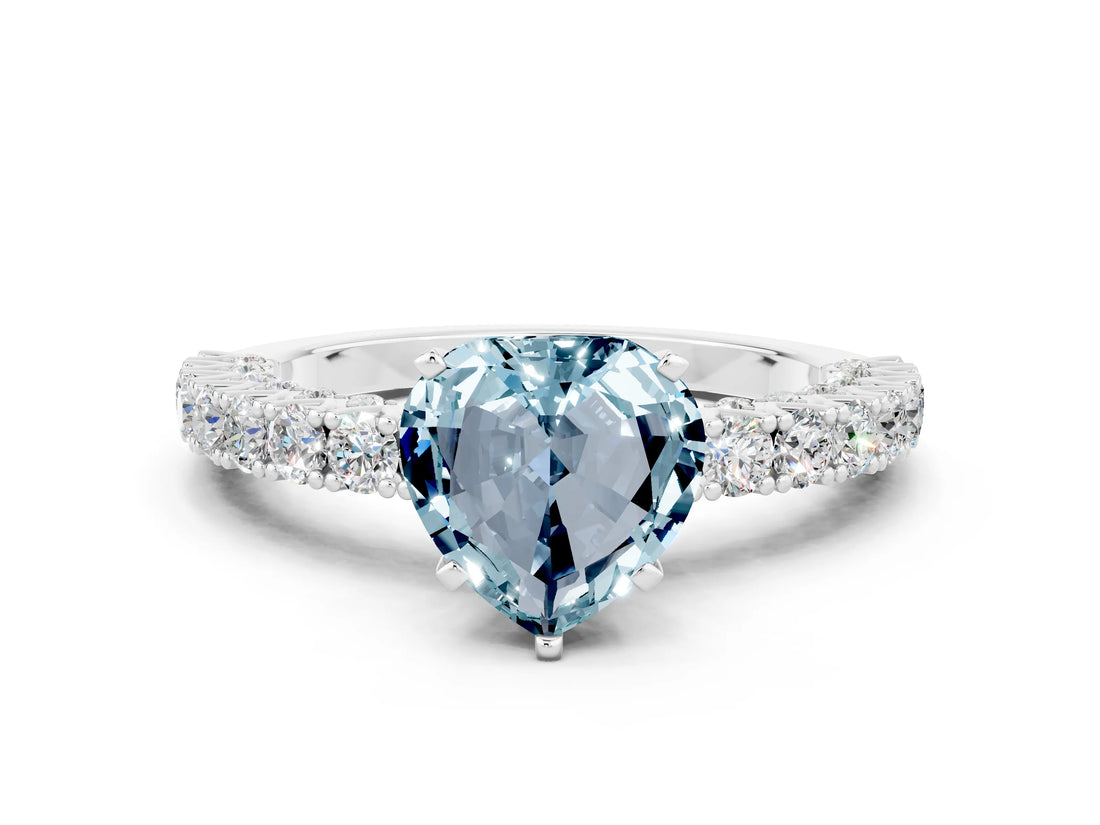 White gold Heart Cut Diamond Pavé Band Solitaire Ring with Prong Setting