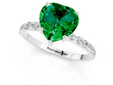 White gold Heart Cut Diamond Pavé Band with Six-Prong Setting_1