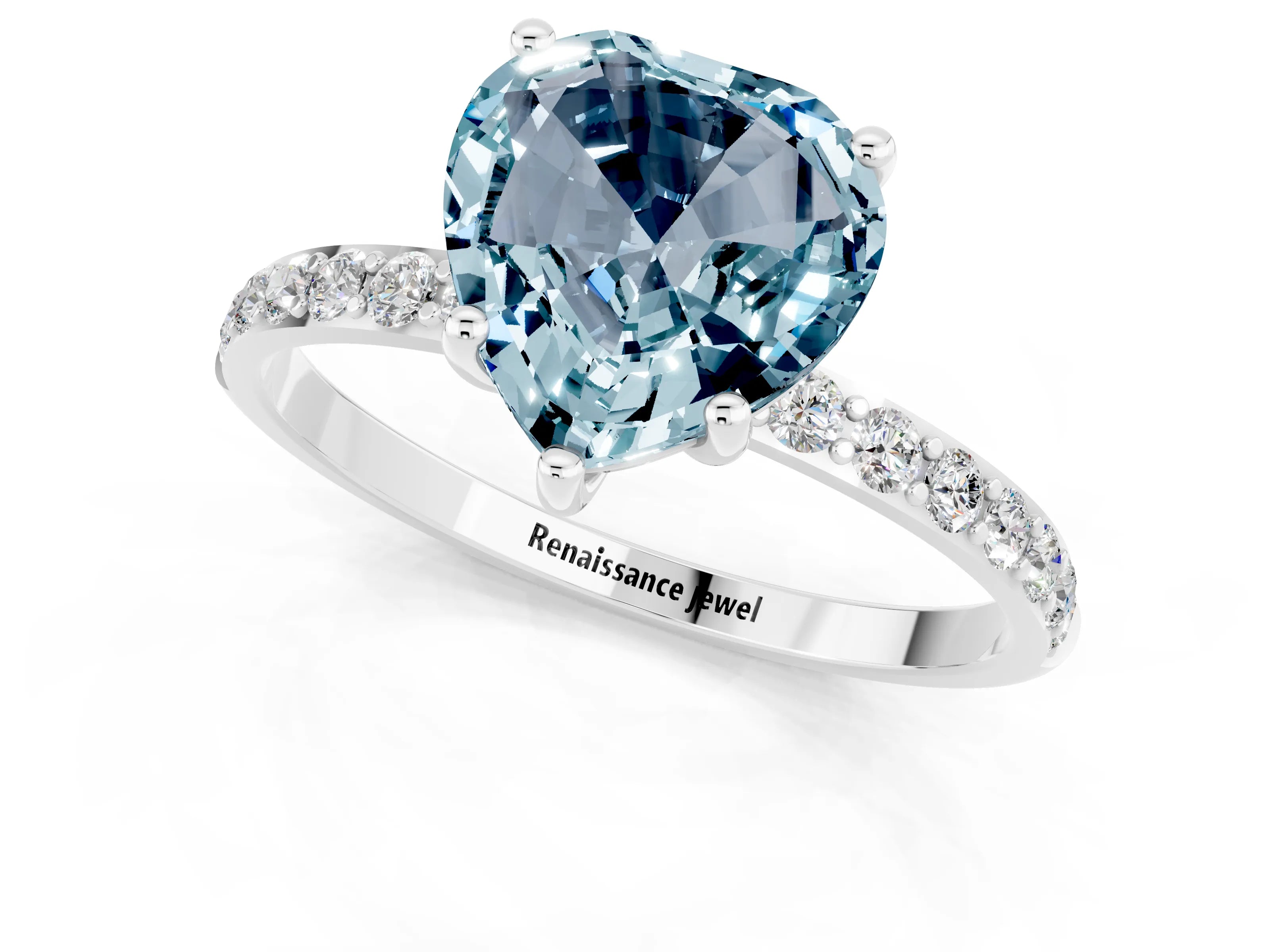 White gold Heart Cut Diamond Pavé Band with Six-Prong Setting_1