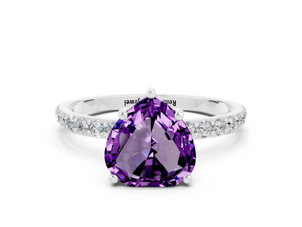 Platinum Heart Cut Amethyst Solitaire Ring with Round Pavé Shoulders and Prong Setting