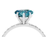 White gold Heart Cut Diamond Pavé Band with Six-Prong Setting_4