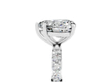 White gold Heart Cut Diamond Pavé Band with Six-Prong Setting_5