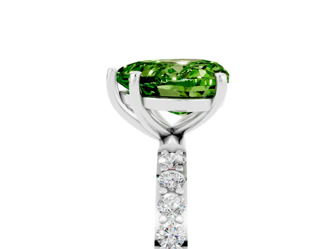 White gold Heart Cut Diamond Pavé Band with Six-Prong Setting_5
