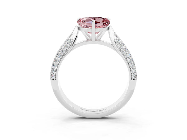 White gold Heart Cut Diamond Solitaire Engagement Ring with Pavé Band and Four-Prong Setting
