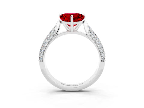 White gold Heart Cut Diamond Solitaire Engagement Ring with Pavé Band and Four-Prong Setting_3