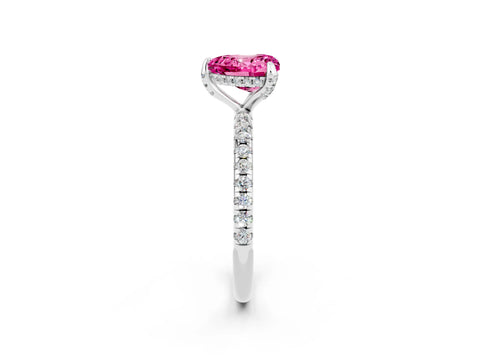 White gold Heart Cut Diamond Solitaire Ring with Four-Prong Setting and Pavé Band_2