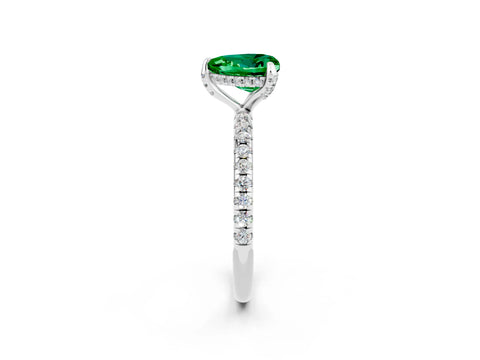 White gold Heart Cut Diamond Solitaire Ring with Four-Prong Setting and Pavé Band_2